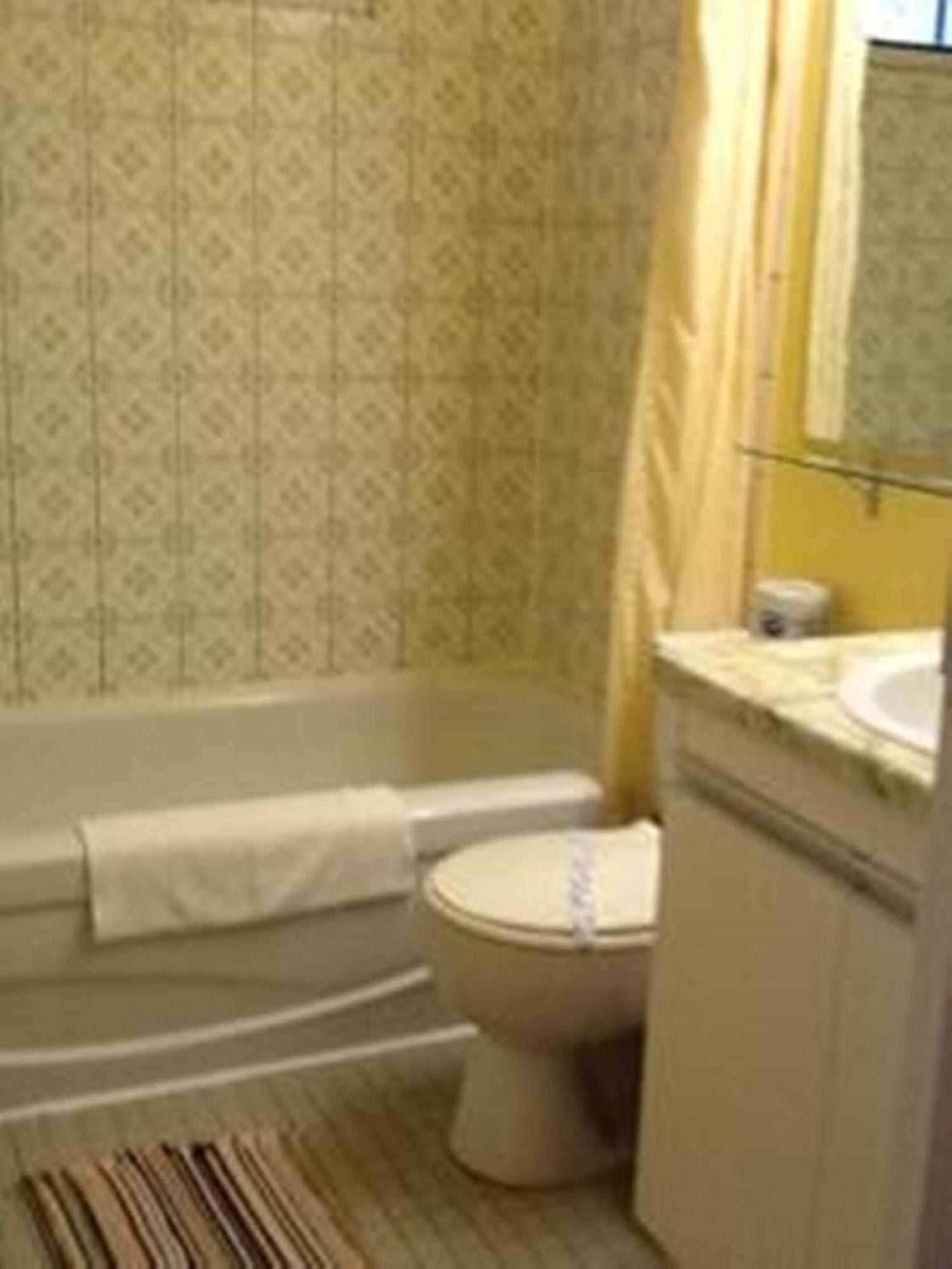 Auberge Mountain View Inn Mont-Tremblant Esterno foto